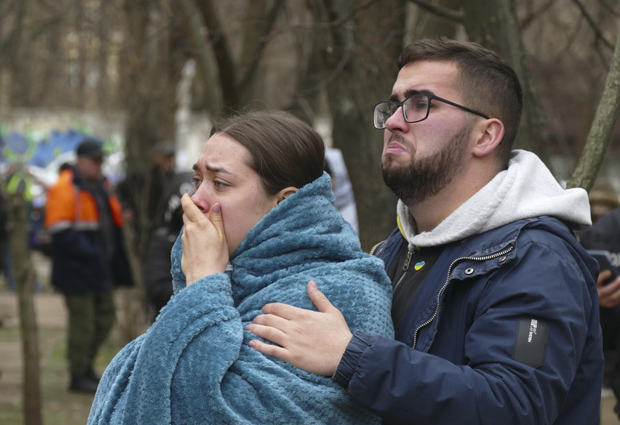 Ucrania se esfuerza por repeler los avances rusos en Donetsk en medio de falta de recursos