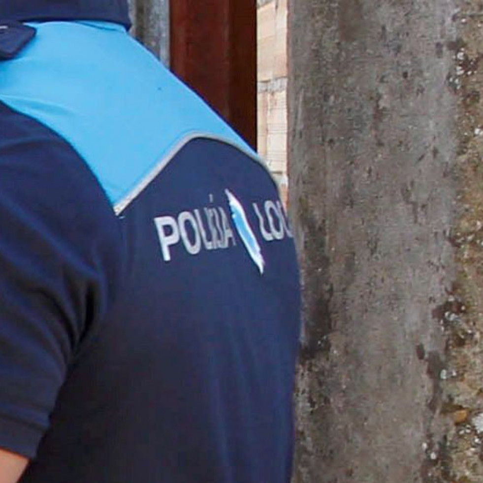 Detenido tras robar 8 bandejas de jamón ibérico y agredir al vigilante que lo descubrió