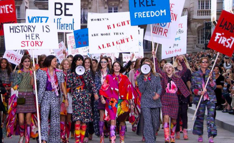 La moda a lo largo del tiempo: una aliada en la lucha de las mujeres contra la desigualdad