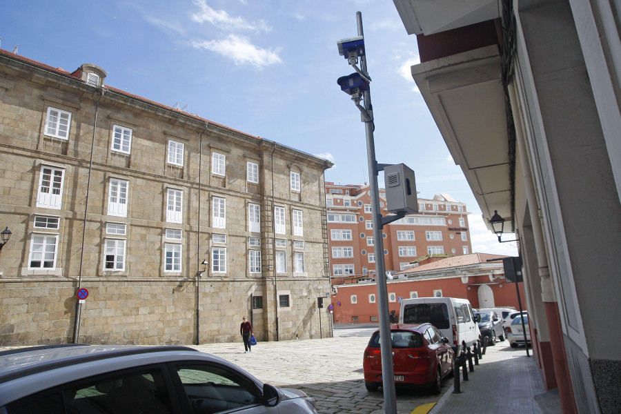 La Ciudad Vieja de A Coruña blinda sus accesos con la instalación de nueve cámaras