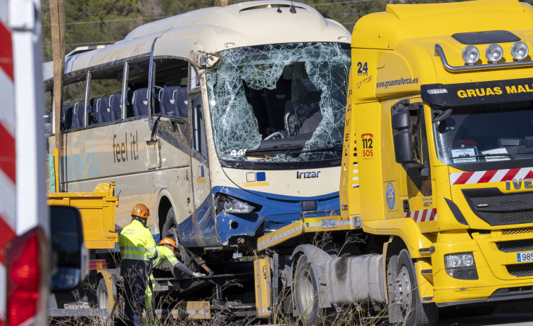 En el accidente de autobús de Mallorca había tres viajeros de A Coruña y trece de Lugo