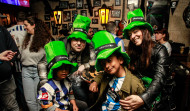 San Patricio riega A Coruña de cerveza, música y comida irlandesa