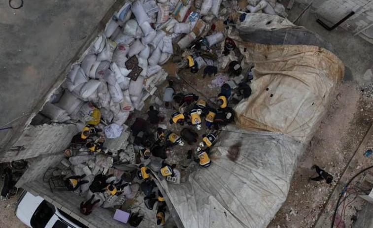 Mueren cinco niños por el derrumbe de un muro en una guardería del noroeste de Siria