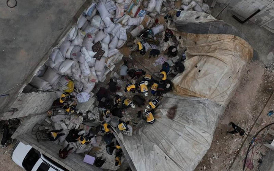 Mueren cinco niños por el derrumbe de un muro en una guardería del noroeste de Siria