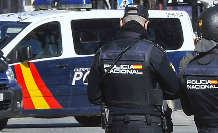 Detenidos en A Coruña por robar en coches aparcados en un garaje de la calle Independencia