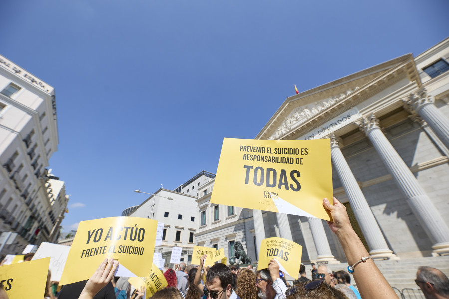 El Senado insta al Gobierno central a que impulse un plan de prevención del suicidio