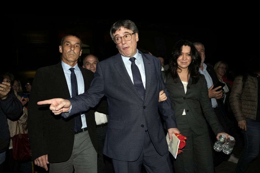 Puigdemont abre una web de donativos para su candidatura