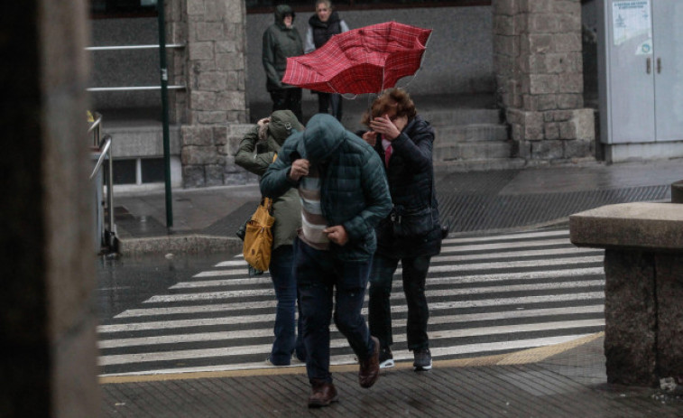 La borrasca 'Caetano' pone en alerta naranja A Coruña