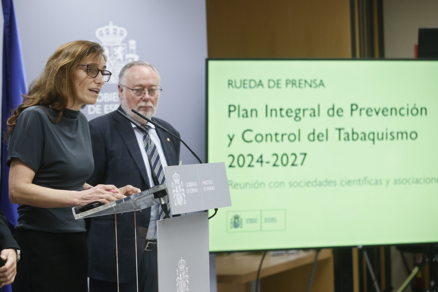 García espera el “consenso” de todas las regiones en el plan antitabaco