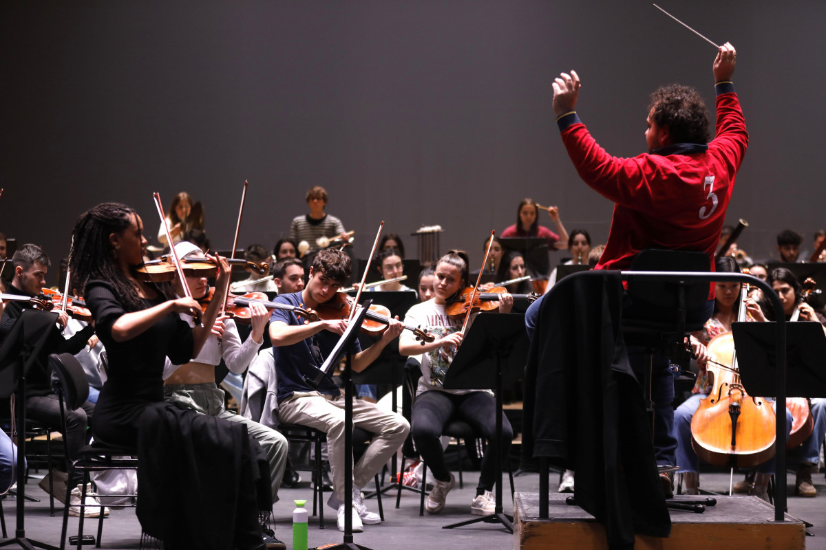 Orquesta joven sinfonica de galicia ensayo encuentro 30 aniversario 2 @ patricia g fraga