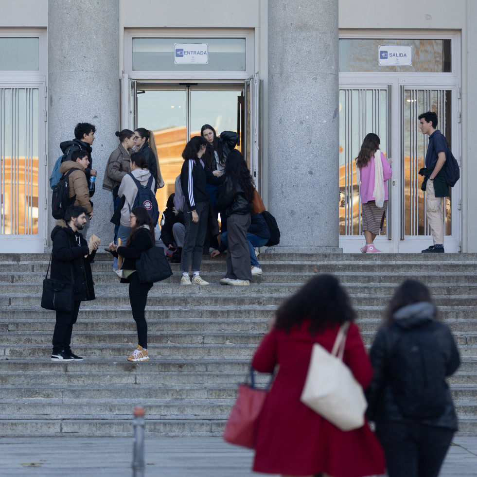 La Xunta abre este lunes el plazo de solicitud de becas para intercambios internacionales que no sean 'Erasmus+'