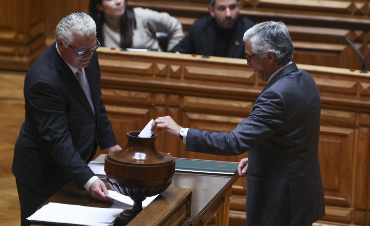 La ultraderecha boicotea la elección del presidente del Parlamento en Portugal