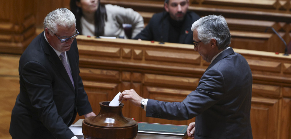 La ultraderecha boicotea la elección del presidente del Parlamento en Portugal