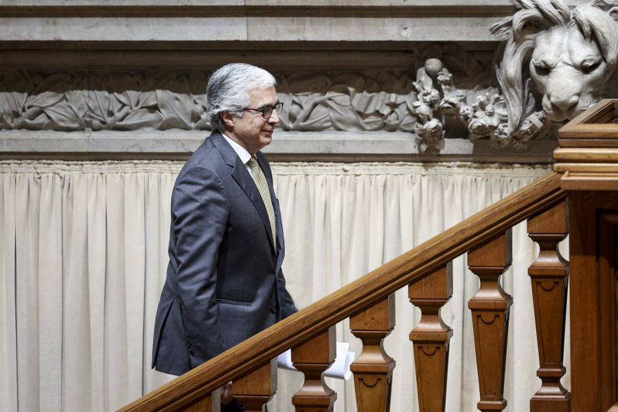 El Parlamento de Portugal elige presidente tras un pacto entre el centroderecha y los socialistas para rotar