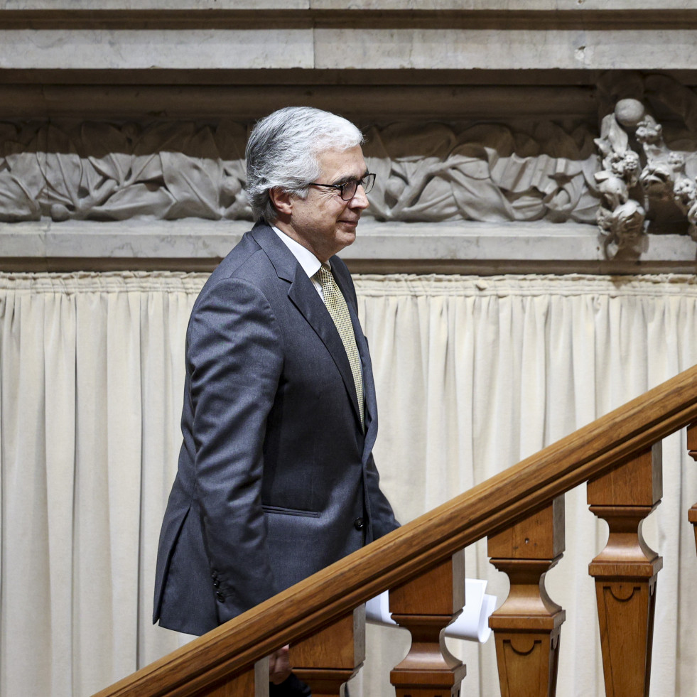 El Parlamento de Portugal elige presidente tras un pacto entre el centroderecha y los socialistas para rotar