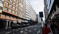 Inspeccionan el edificio okupado de la ronda de Nelle, en A Coruña, para comprobar su seguridad