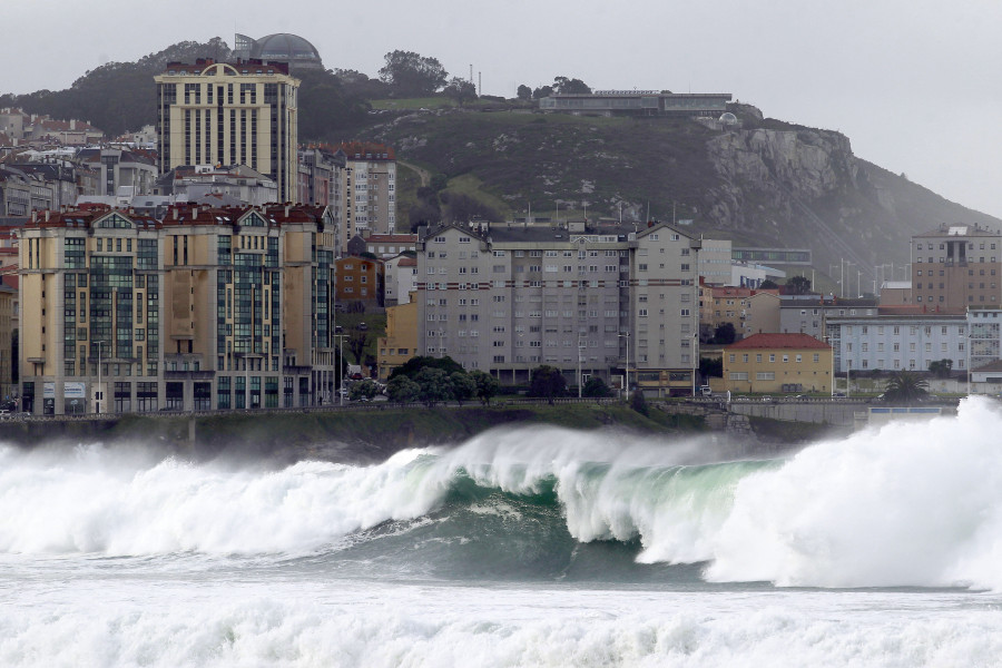 Activada para este domingo la alerta amarilla por temporal costero en el litoral de A Coruña