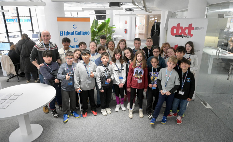 Os alumnos de 5ºA do CEIP Alborada visitamos a redacción de El Ideal Gallego