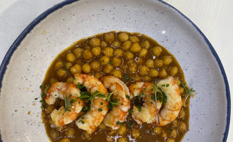 La receta de la semana: garbanzos al curry con gambón
