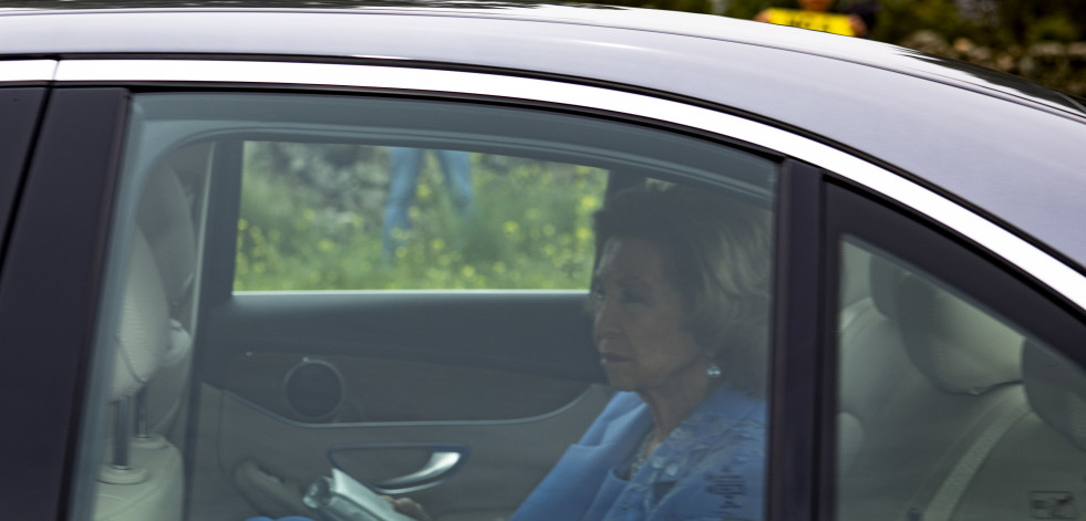 Felipe VI, tras visitar a la reina Sofía en el hospital: 