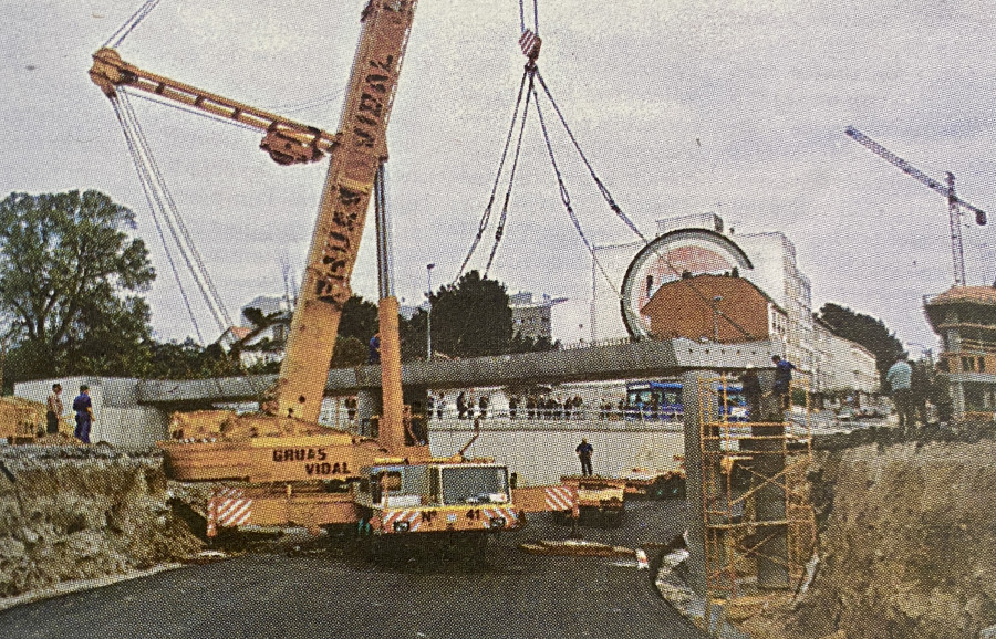 Hace 25 años | Fase final del viaducto de Perillo y unión contra la droga en Lonzas