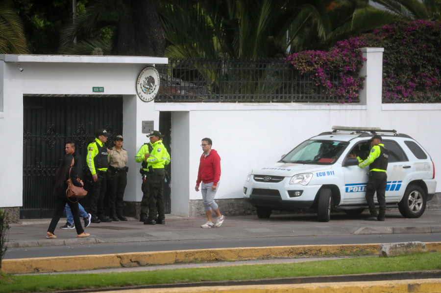 España llama al respeto al derecho internacional y a la concordia entre México y Ecuador