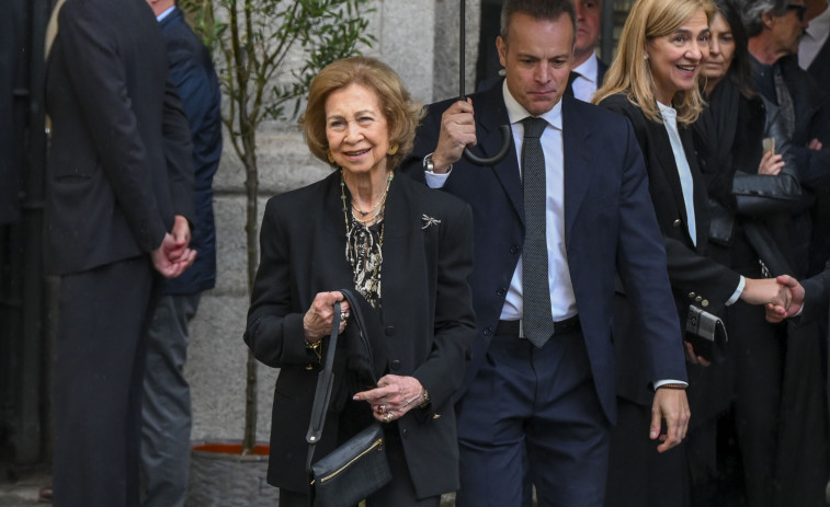 La Reina Sofía, ingresada en la Clínina Ruber de Madrid con evolución 