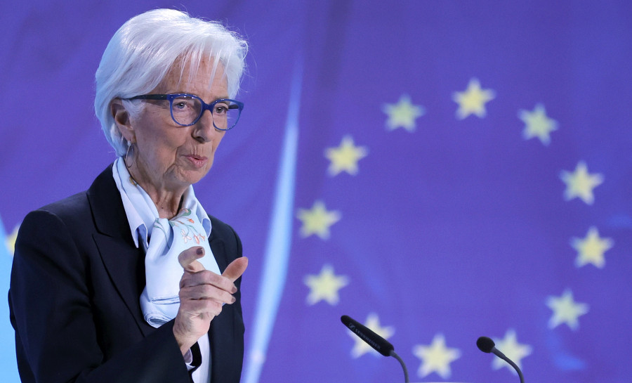 El BCE mantiene los tipos en el  4,5% pero se abre a bajarlos en junio