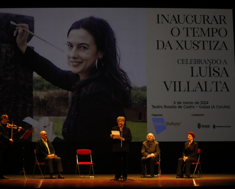 Homenaje a Luísa Villalta en el Teatro Rosalía