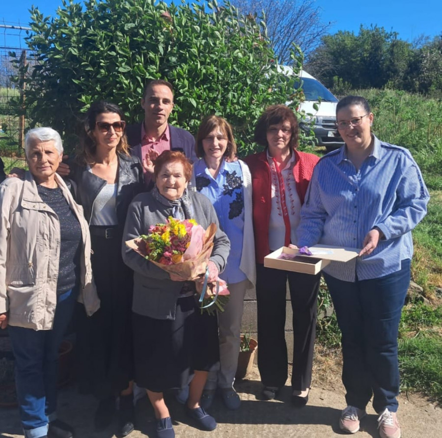 Bergondo celebra los 100 años de su vecina Francisca Lamas Mallo