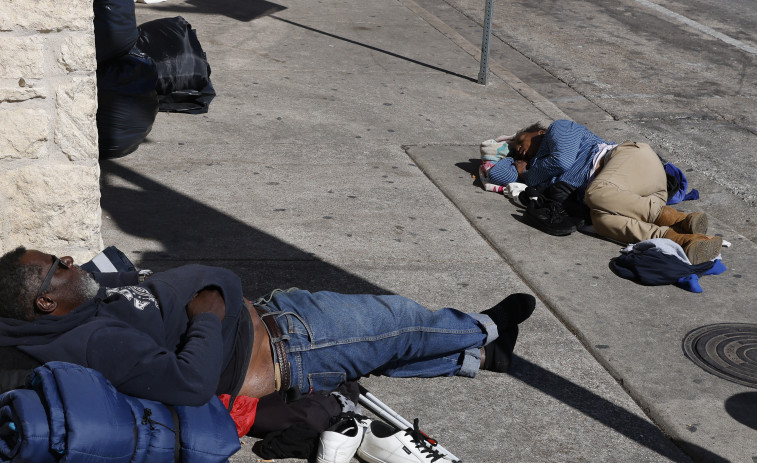 EEUU debate si es legal multar a personas sin hogar por dormir en la calle