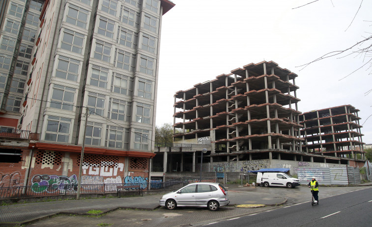 El Ayuntamiento de A Coruña aumenta la presión sobre los propietarios de edificios ruinosos o abandonados