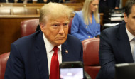 Biden bromea con que Trump se echó lejía en el pelo para combatir la covid