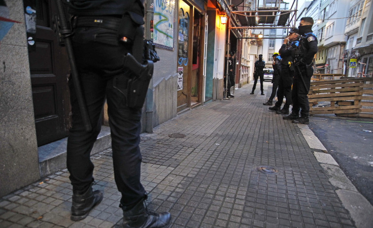 Redada en un local del Orzán de A Coruña