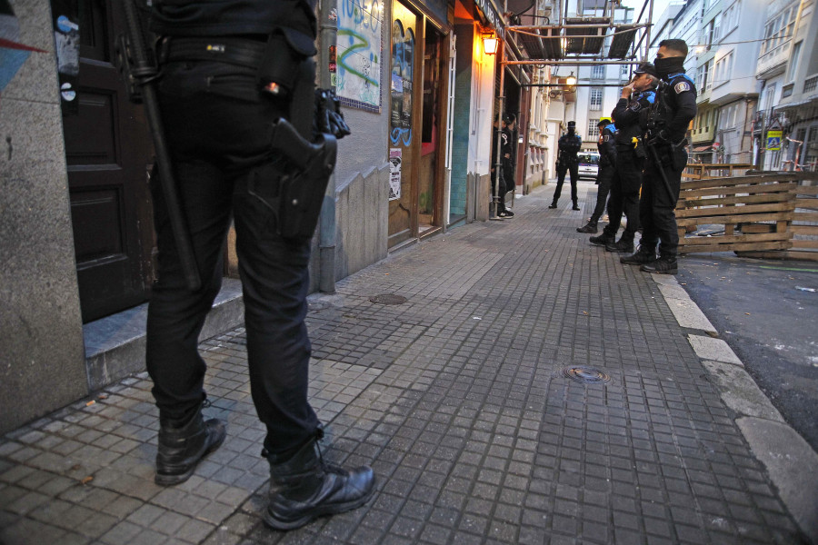 Redada en un local del Orzán de A Coruña