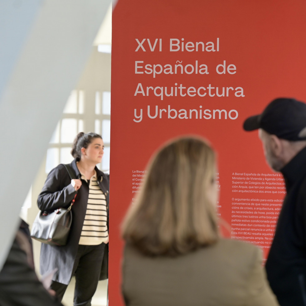 Inés Rey destaca A Coruña como “cidade vangardista” en la apertura de la Bienal de Arquitectura