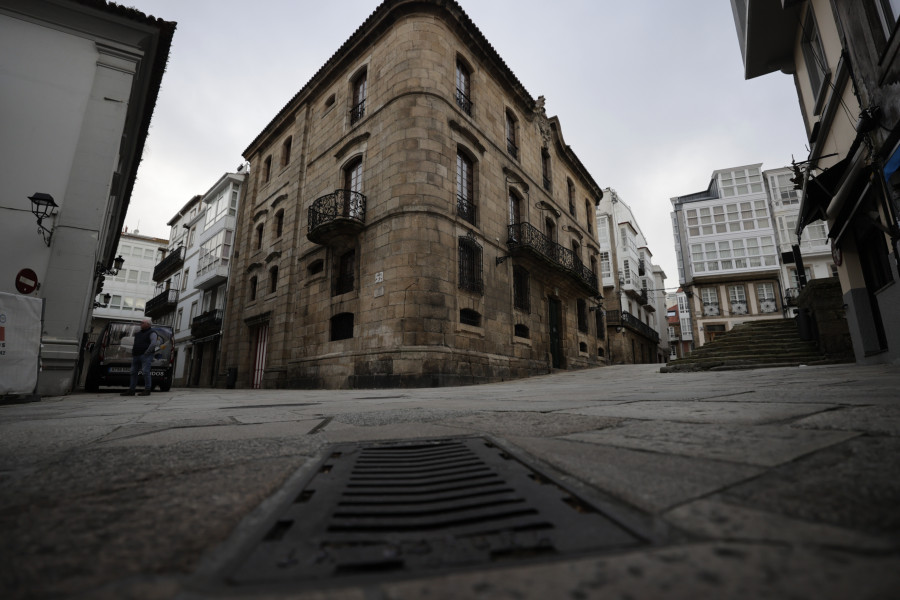 La Xunta declara firme la multa de 3.000 euros a los Franco por no abrir la Casa Cornide
