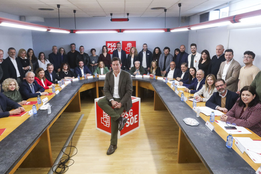 Besteiro reúne por primera vez a su ejecutiva con el objetivo de redefinir el proyecto socialista