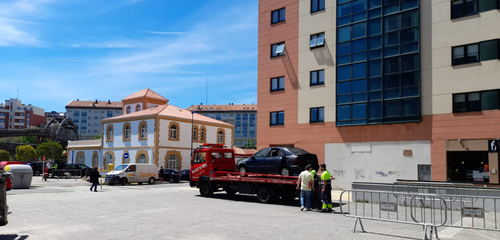 Las familias desalojadas de sus pisos de O Burgo por un incendio pueden regresar desde mañana