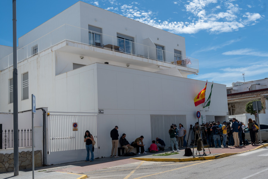 Los guardias civiles de Barbate no pueden identificar a los atacantes de la narcolancha