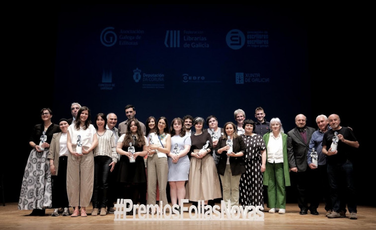 Las escritoras acaparan los Premios Follas Novas do Libro Galego al llevarse el galardón en 10 categorías