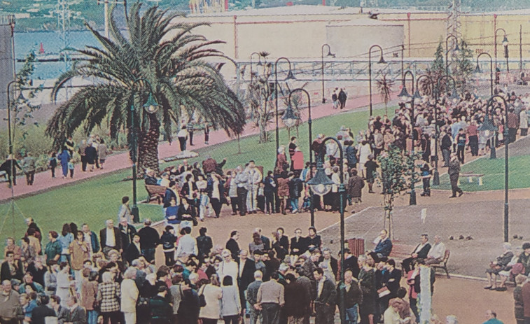 Hace 25 años | Inauguración del parque de San Diego y el hospital de A Coruña experimenta con monos