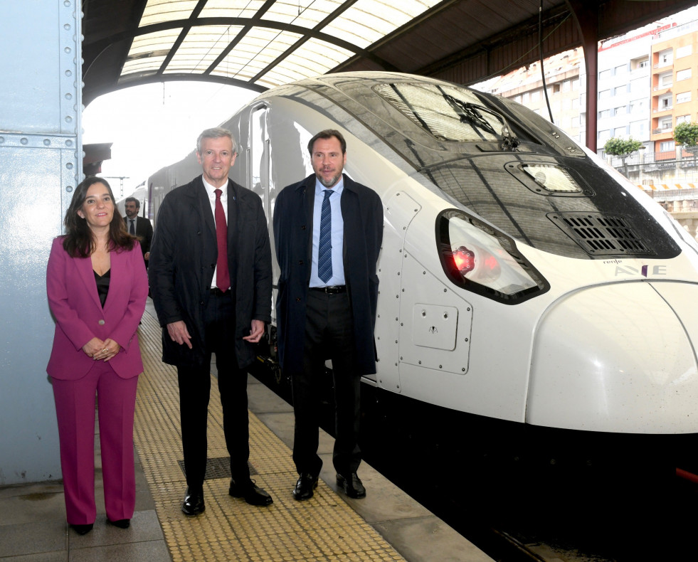 Llegada del primer tren Avril a la estación de San Cristóbal en A Coruña @Mónica Arcay (5)