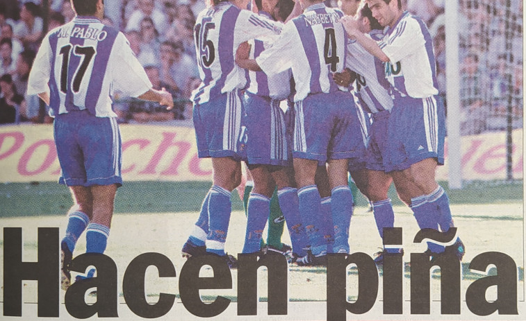 Hace 25 años | La piña del Deportivo y el nuevo mercadillo de A Grela