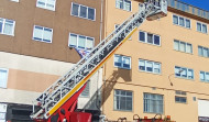 Los Bomberos acuden al paseo de O Temple por una caída de cascotes