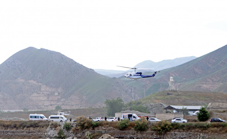 El Ejército iraní afirma que ha localizado el helicóptero en el que viajaba Raisí