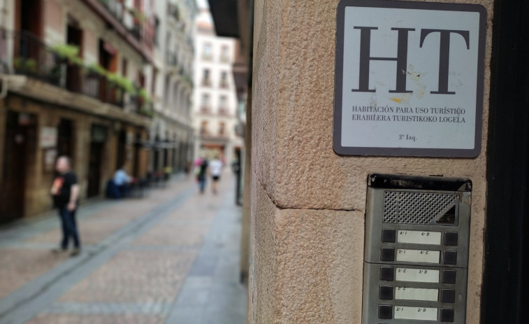 Las viviendas turísticas en España aumentaron un 9,2% en el último año, con 351.389 pisos