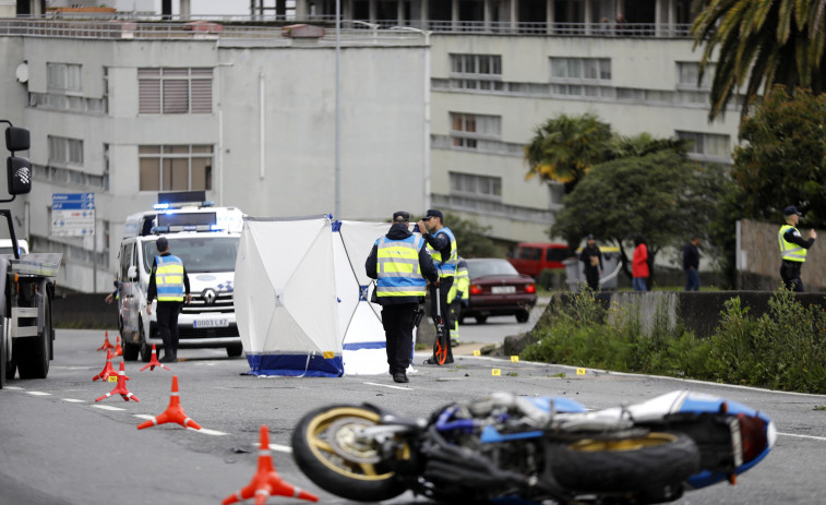 Fallece un motorista de 60 años en la ronda de Camilo José Cela de A Coruña