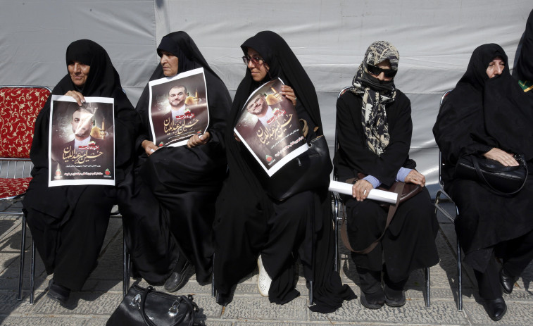 Irán convierte el entierro de Raisí en una muestra de fuerza y continuidad