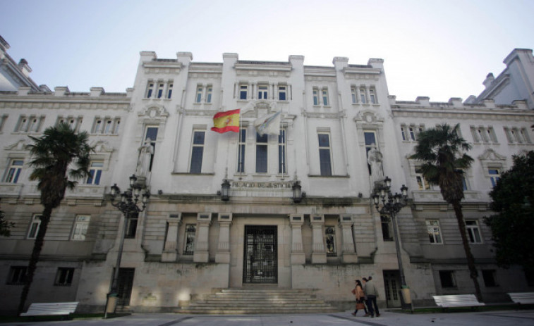 La Justicia exculpa al Ayuntamiento de la caída de una vecina que se rompió una pierna tras tropezar en San Andrés